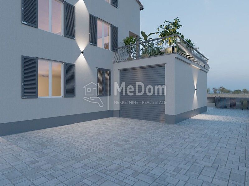 Hiša Rovinj, 251m2