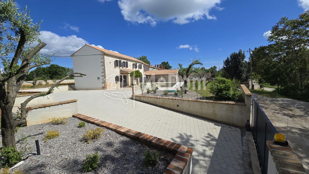 Hiša Barban, 230m2