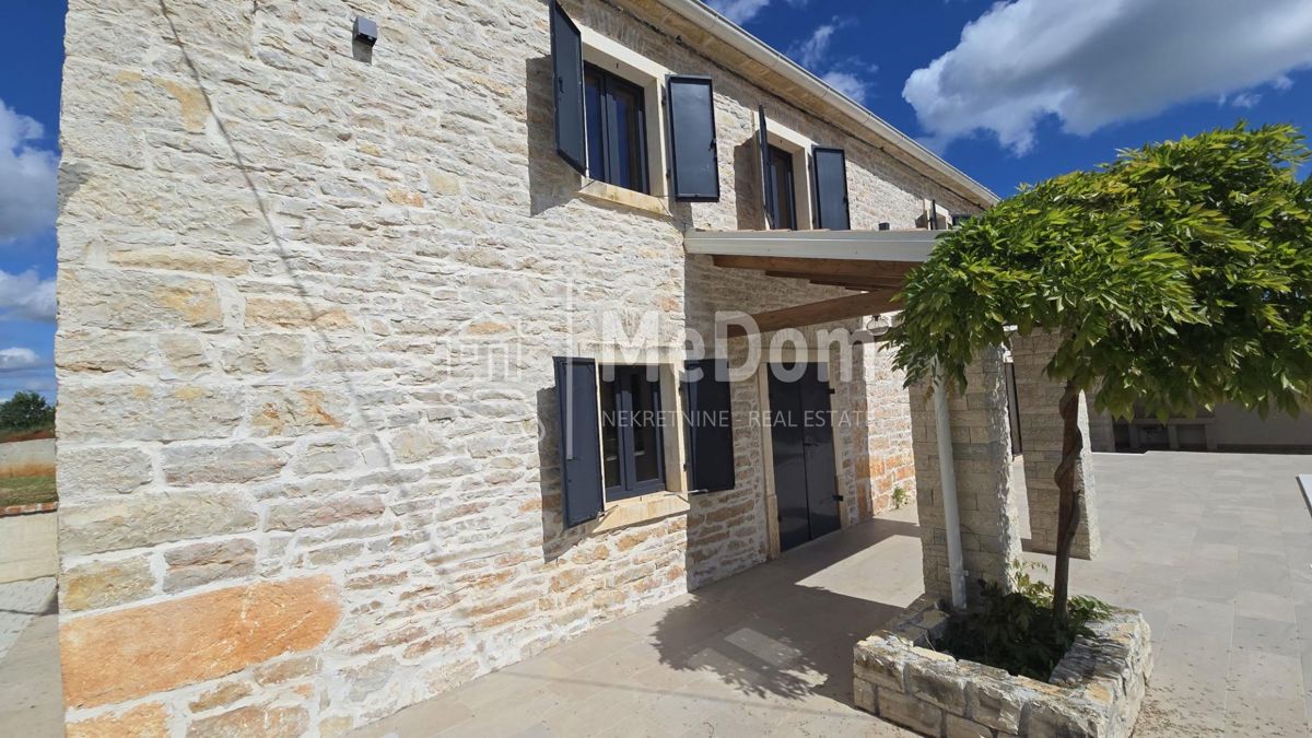 Hiša Barban, 230m2