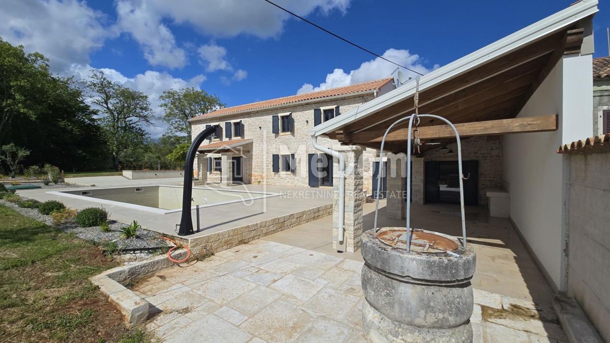 Hiša Barban, 230m2