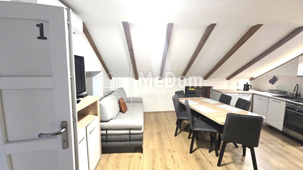 Hiša Pješčana Uvala, Medulin, 100m2