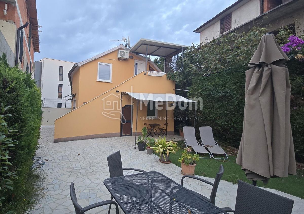 Hiša Pješčana Uvala, Medulin, 100m2