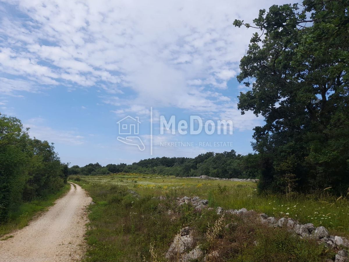 Zemljišče Rovinj, 21.206m2