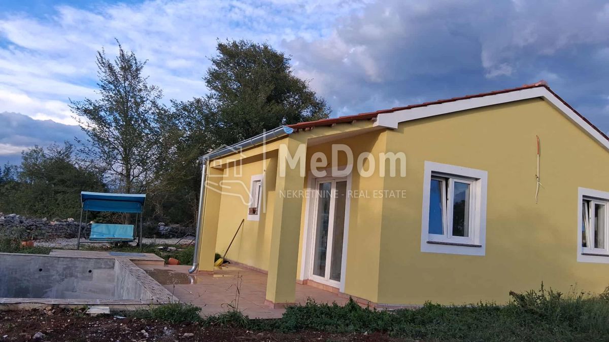 Zemljišče Čabrunići, Svetvinčenat, 351m2