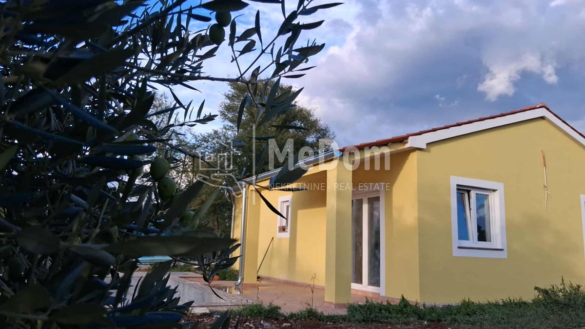 Zemljišče Čabrunići, Svetvinčenat, 351m2