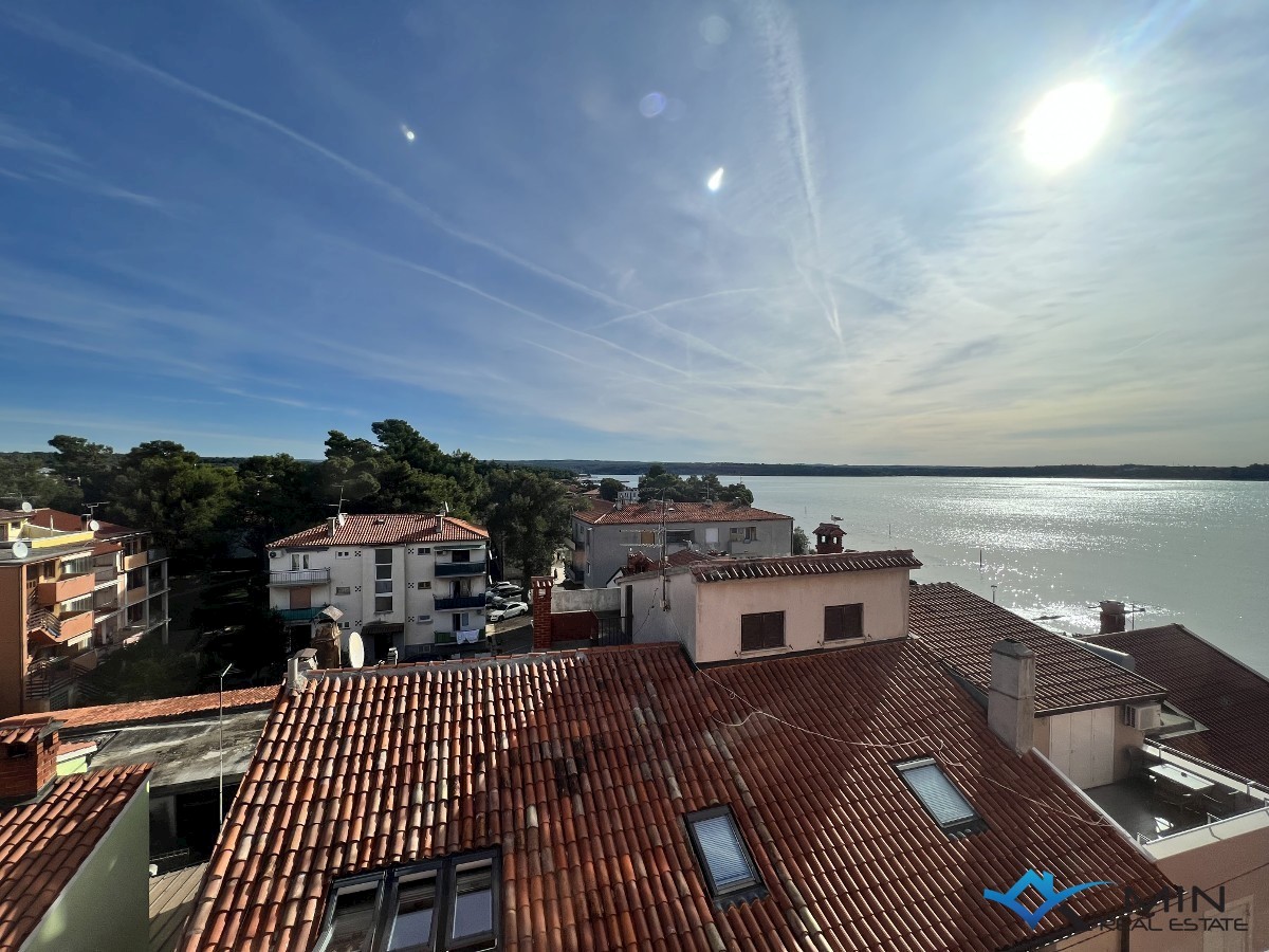 Apartma 1. red do morja v Novigradu