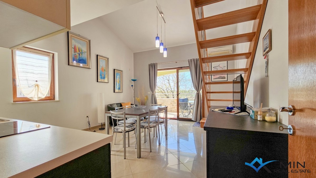 Stanovanje v okolici Novigrada