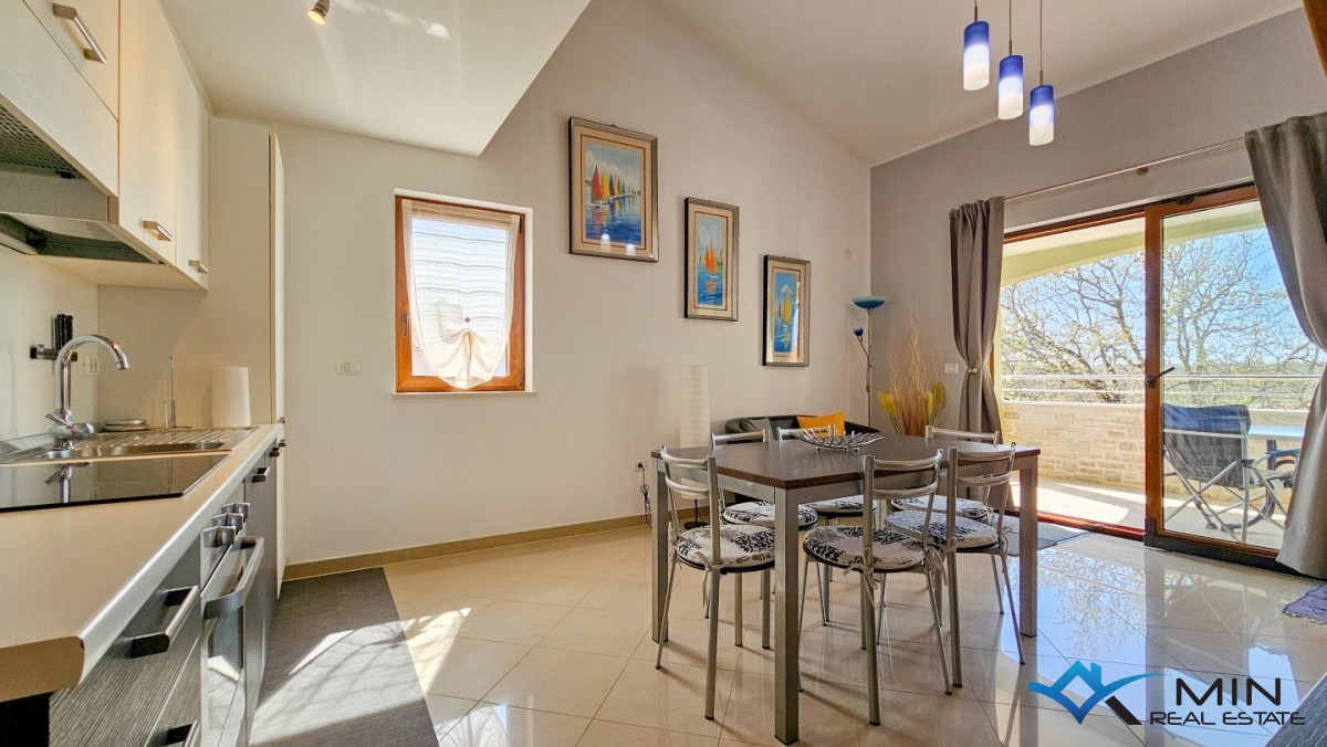 Stanovanje v okolici Novigrada