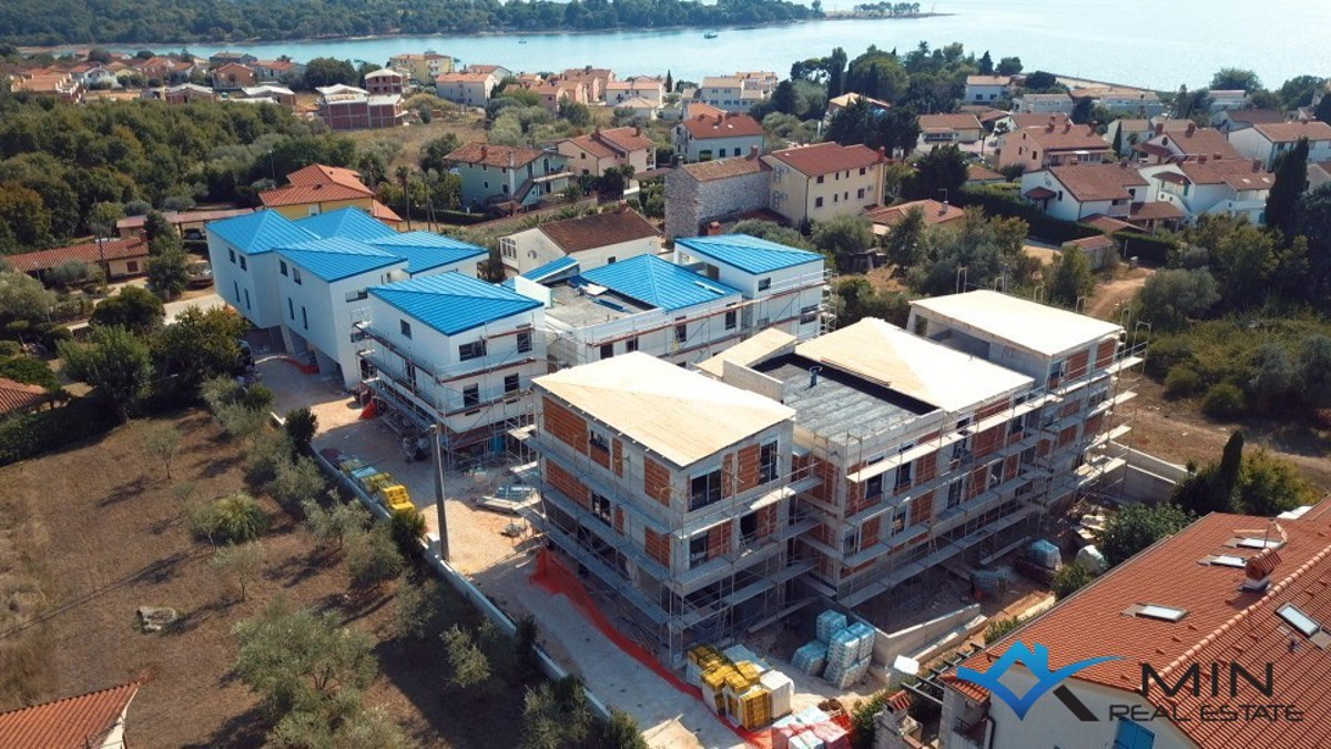 Apartma 350 m od morja v Lovrečici (F2)