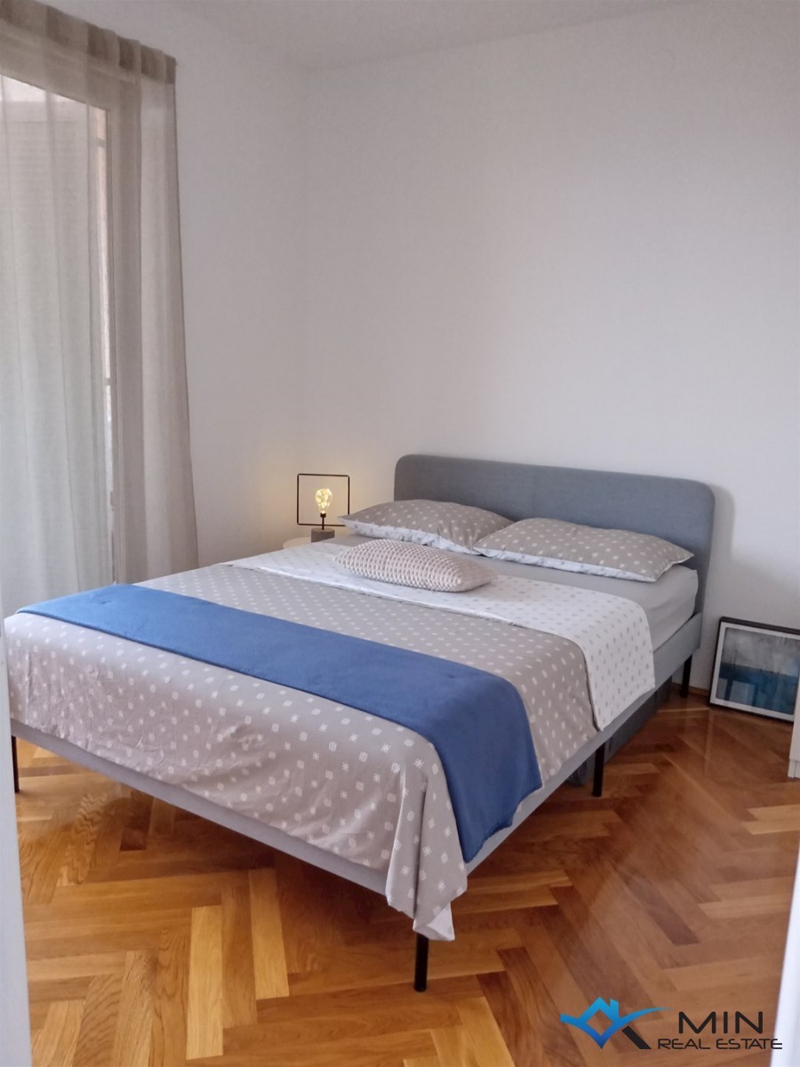 Apartma s čudovitim pogledom na morje v Novigradu