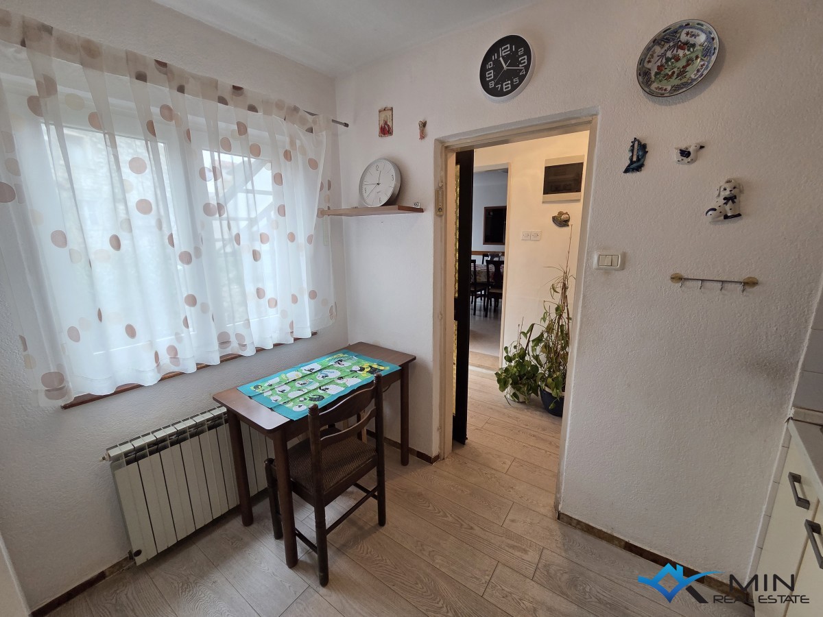 Apartma v središču Brtonigle
