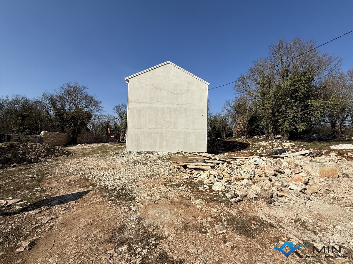 Lepa vila v okolici Bujah