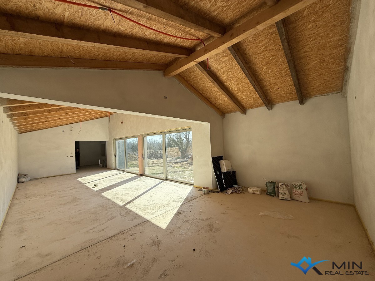 Lepa vila v okolici Bujah