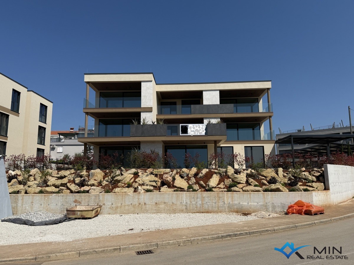 Luksuzno stanovanje s pogledom na morje - Novigrad ( bD1 )