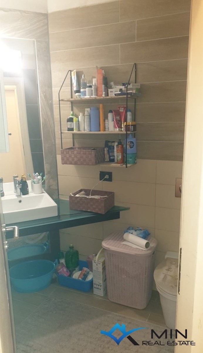 Stanovanje 30 m od morja v Novigradu