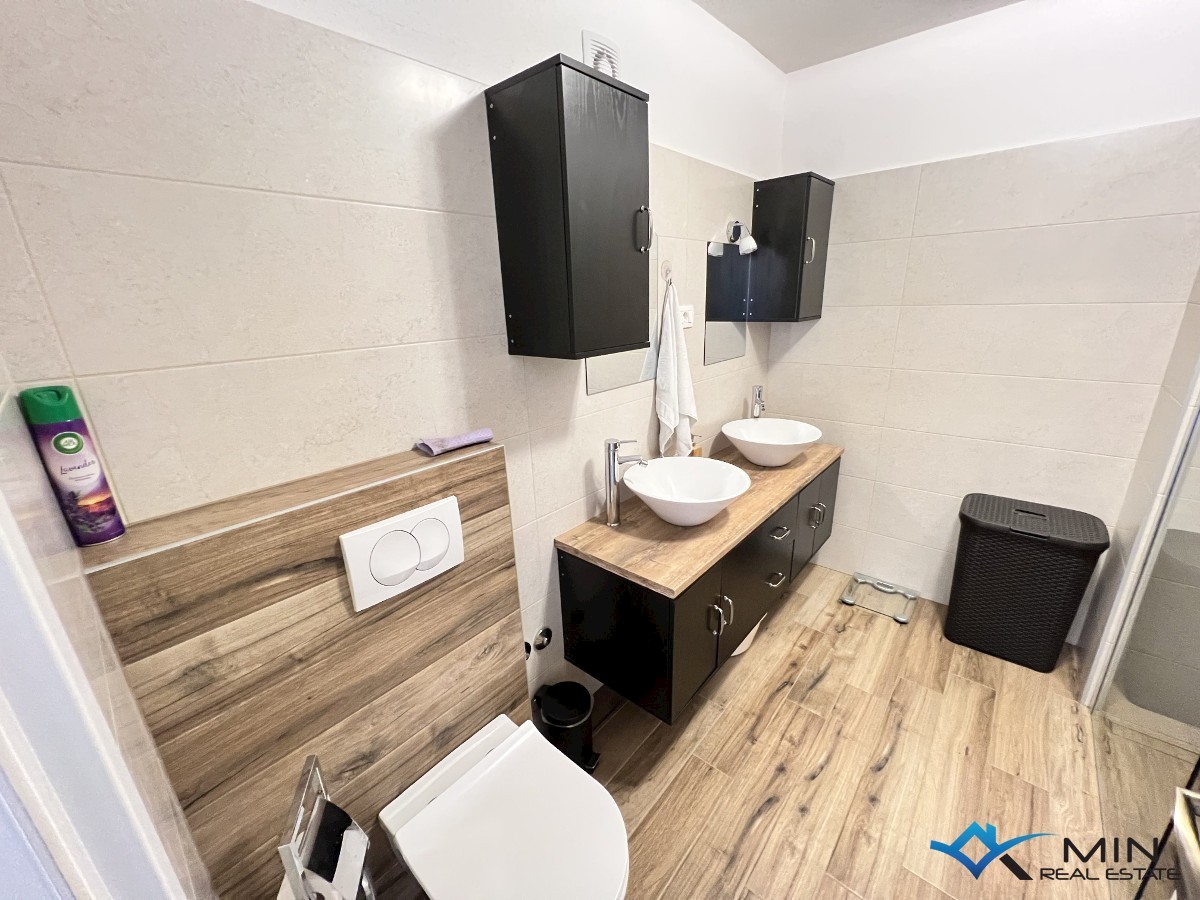 Apartma v Bujah s čudovitim pogledom na morje in naravo