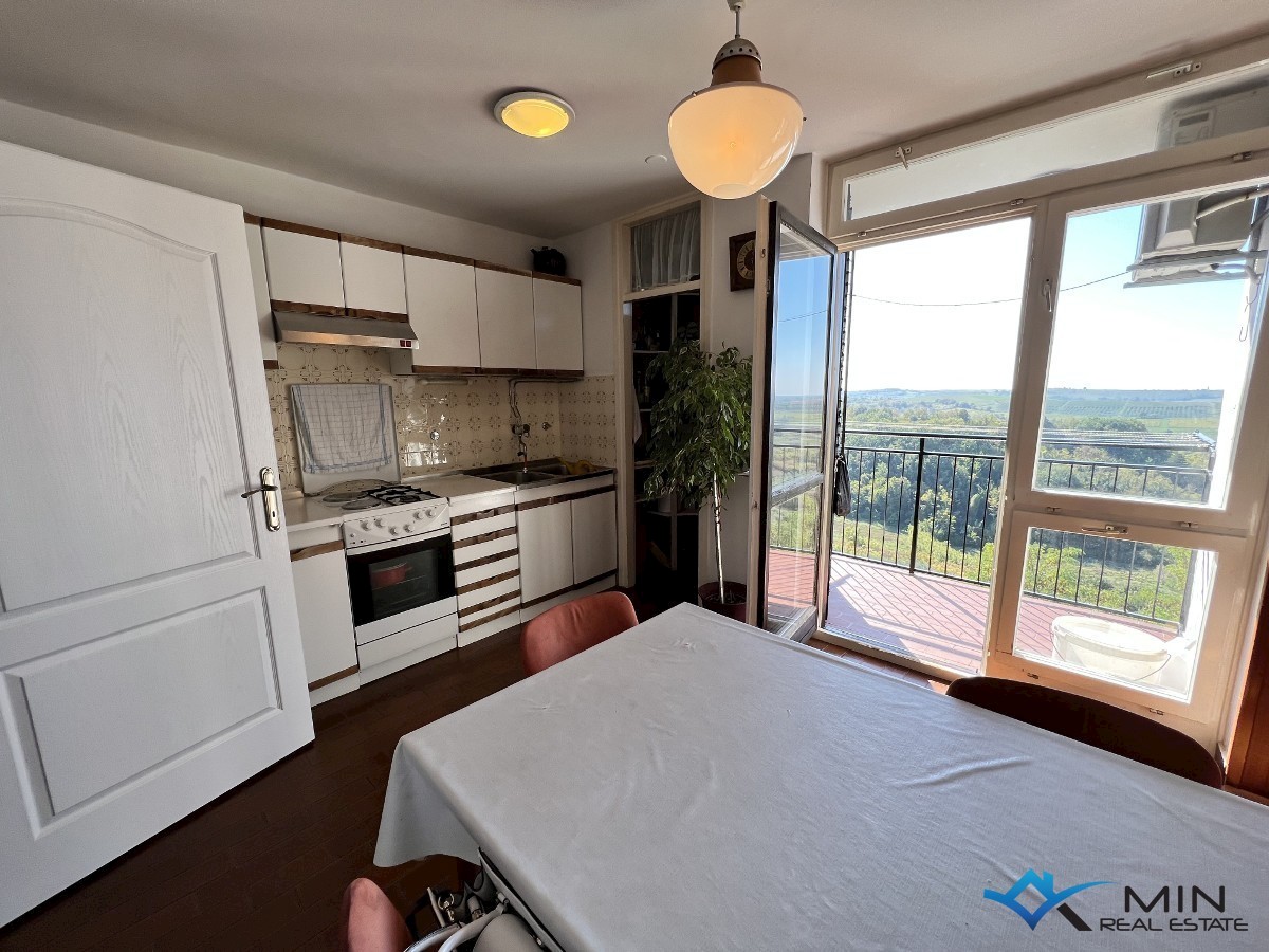 Apartma v Bujah s čudovitim pogledom na morje in naravo