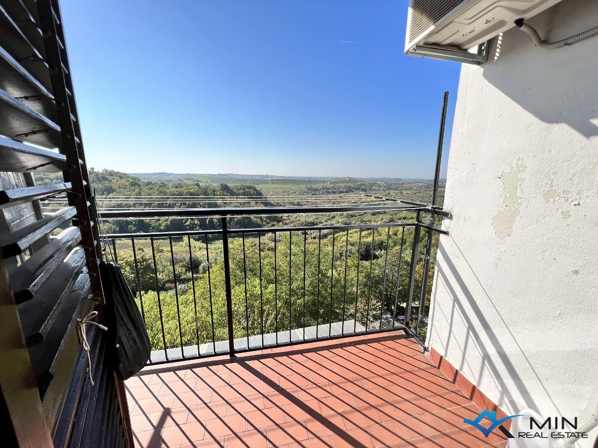 Apartma v Bujah s čudovitim pogledom na morje in naravo
