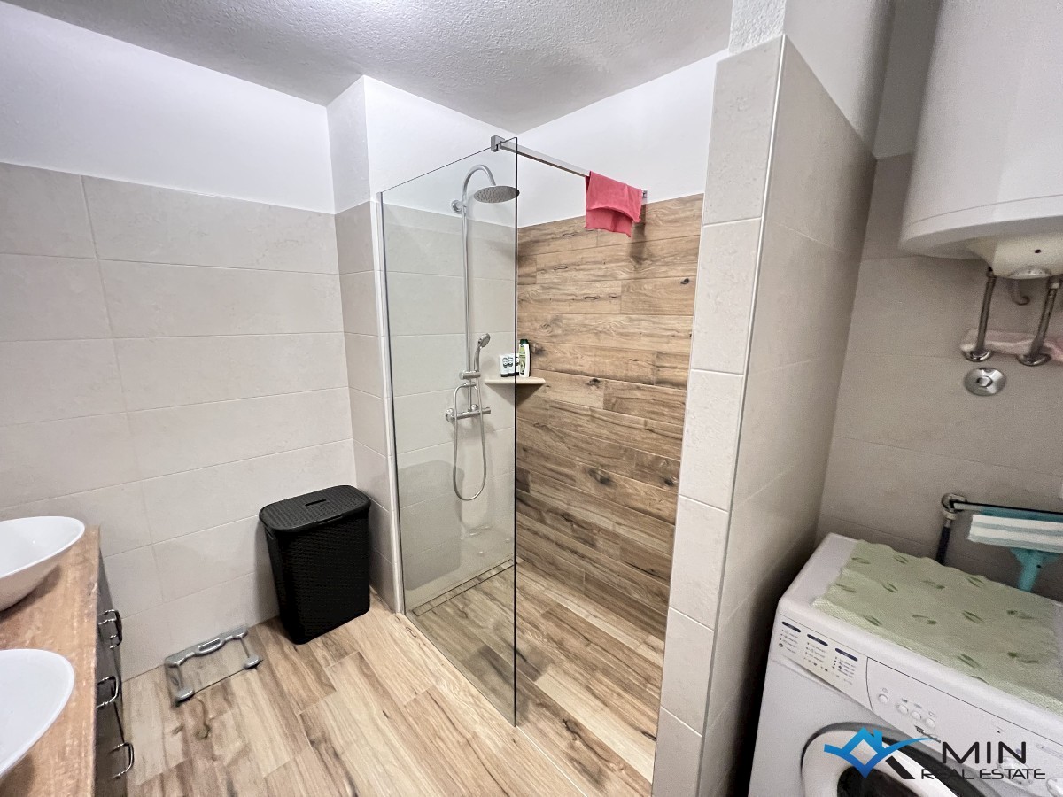 Apartma v Bujah s čudovitim pogledom na morje in naravo
