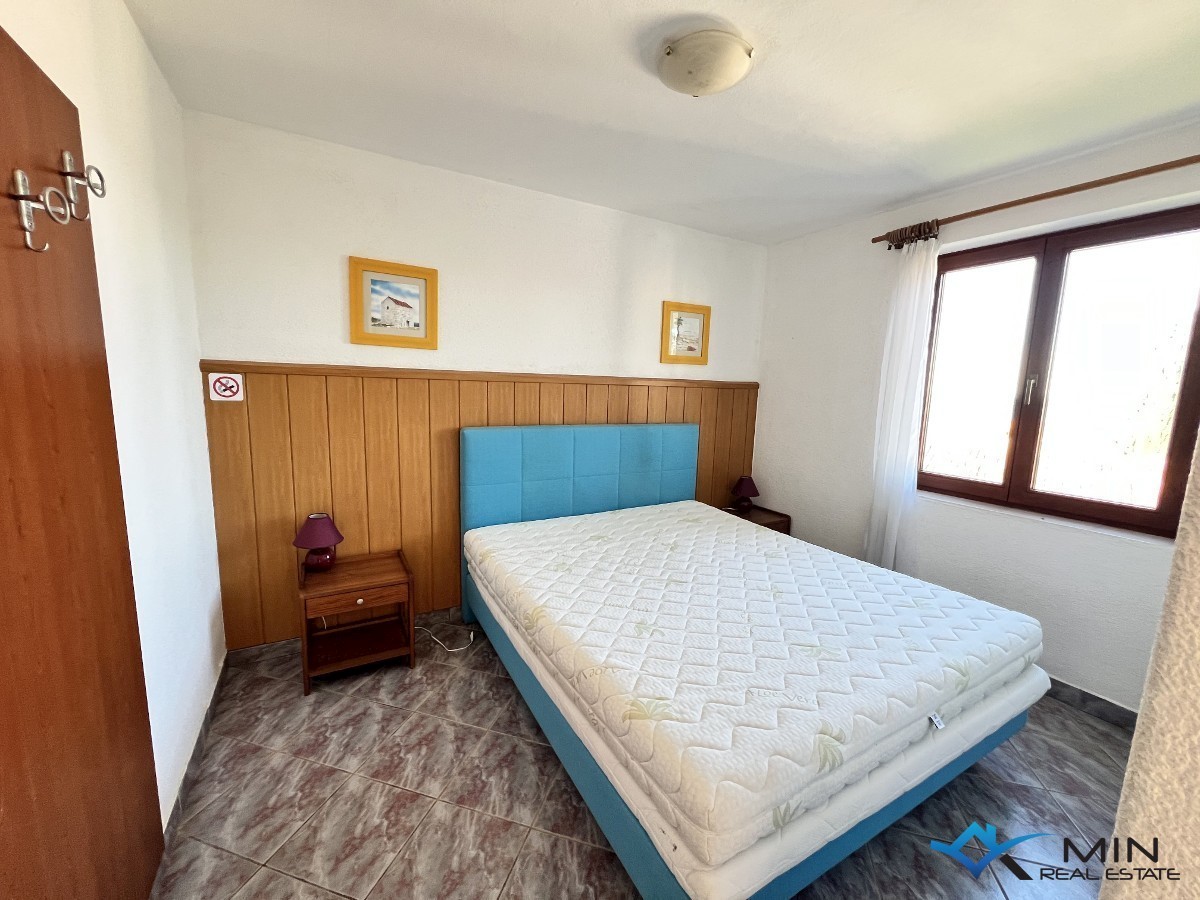 Hiša z 2 apartmajema v bližini morja - Novigrad