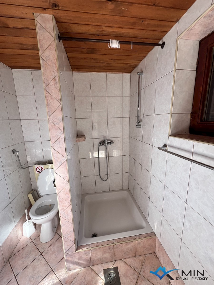 Hiša z 2 apartmajema v bližini morja - Novigrad