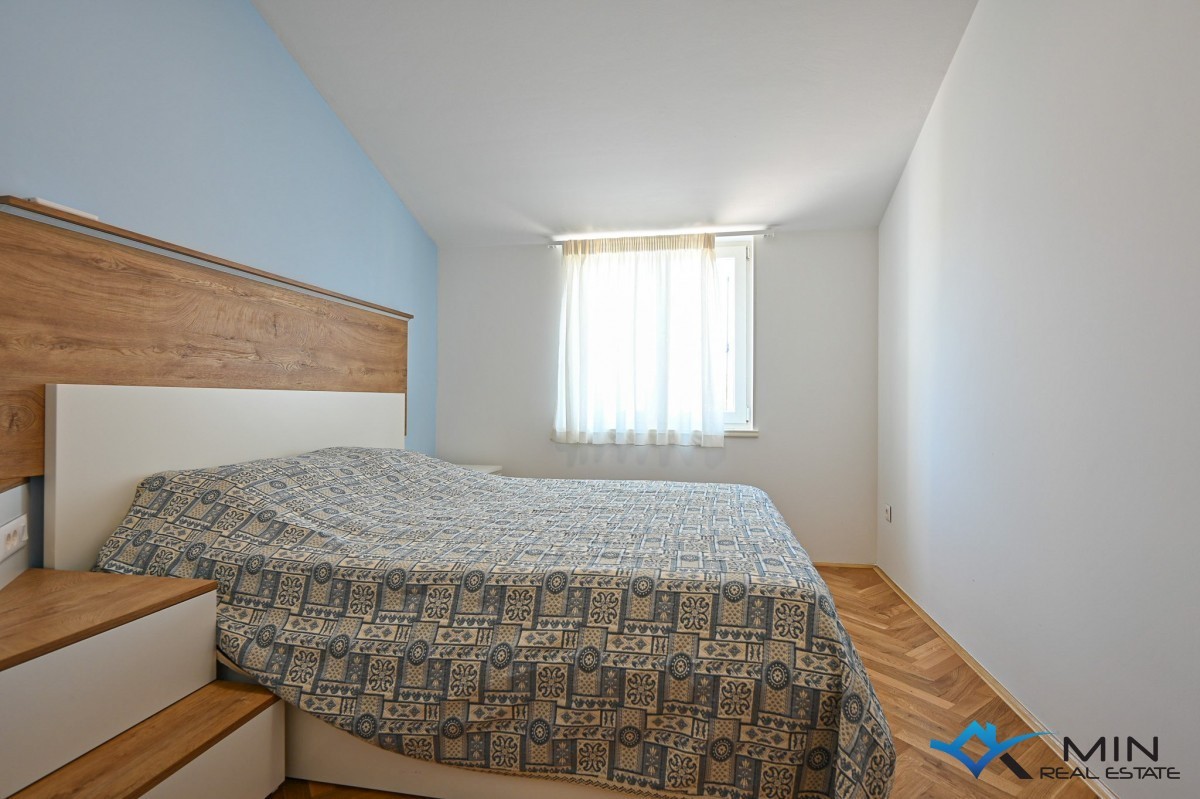 Apartma s pogledom na morje v Novigradu