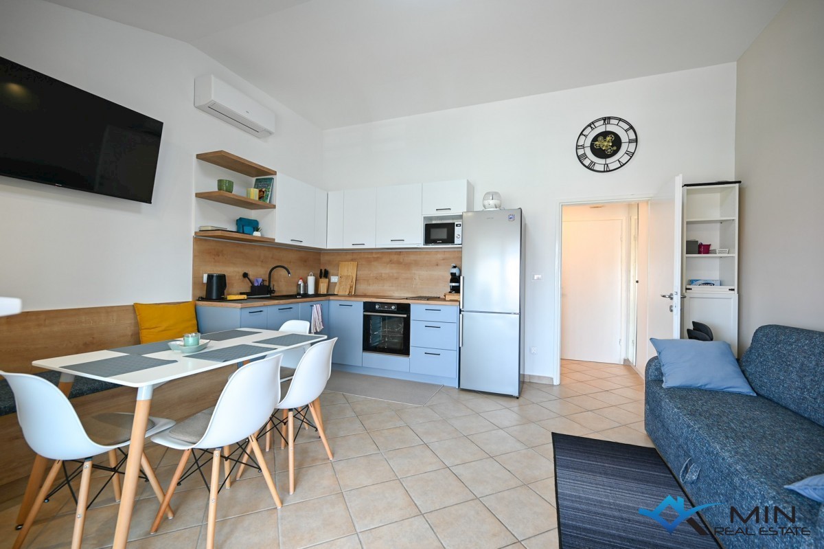 Apartma s pogledom na morje v Novigradu