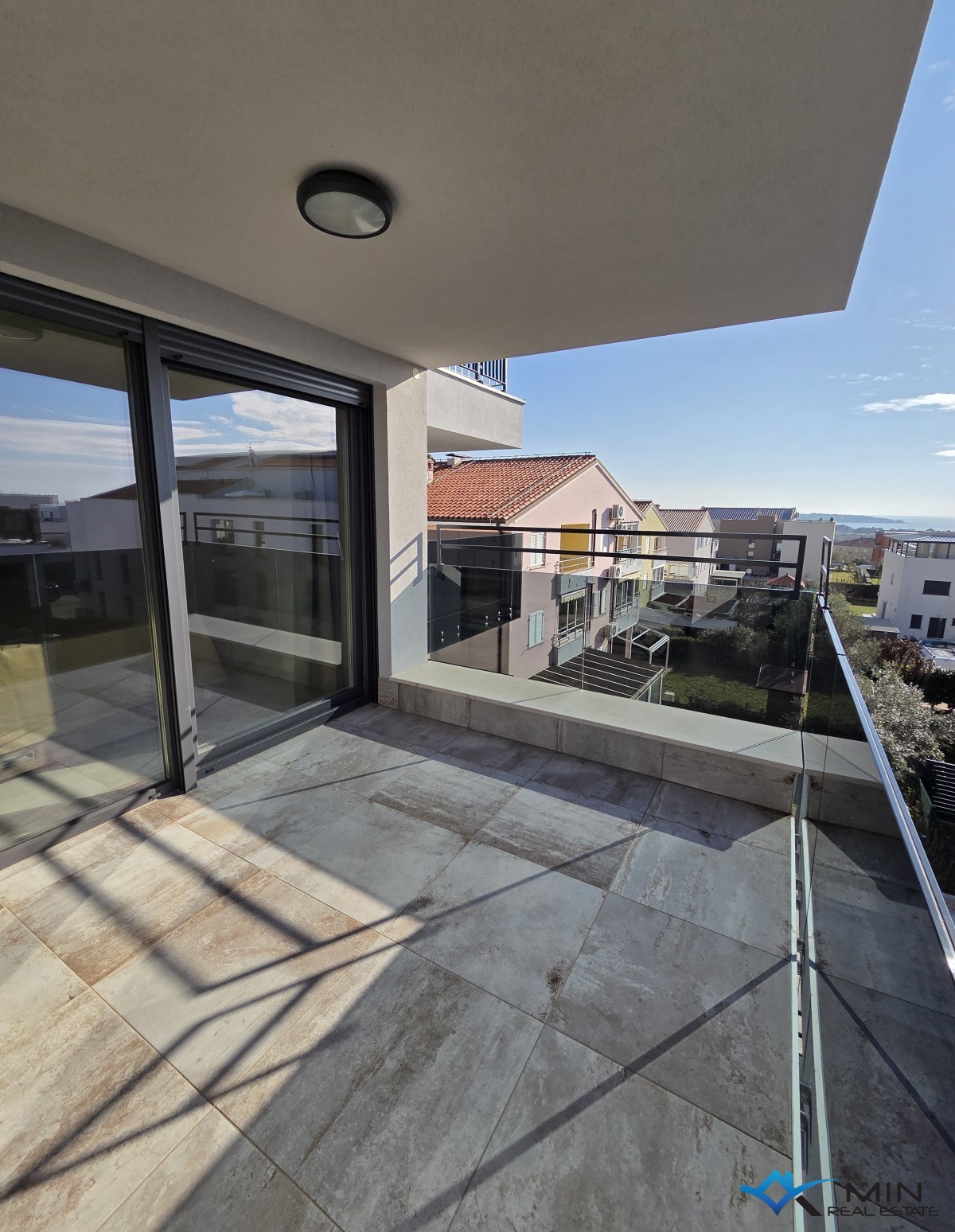 Ekskluzivno stanovanje s panoramskim pogledom na morje v Novigradu