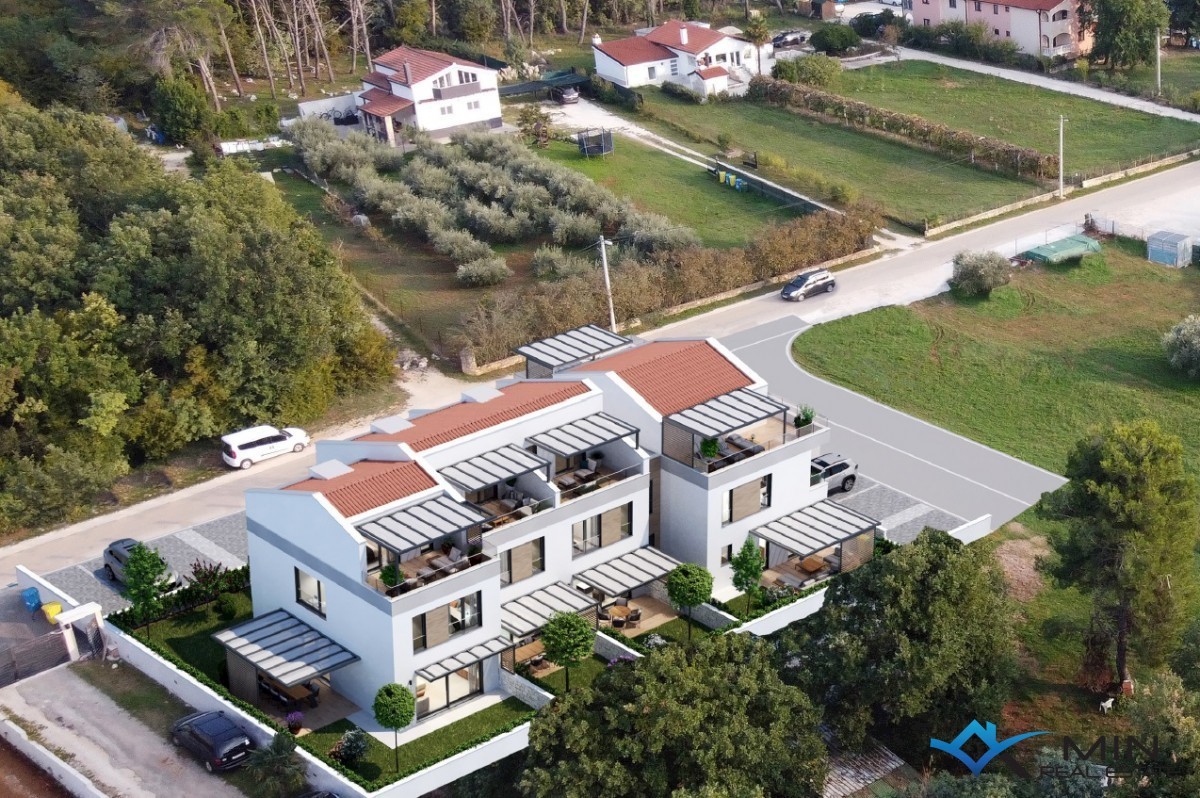 Moderna vrstna hiša - Poreč (B)