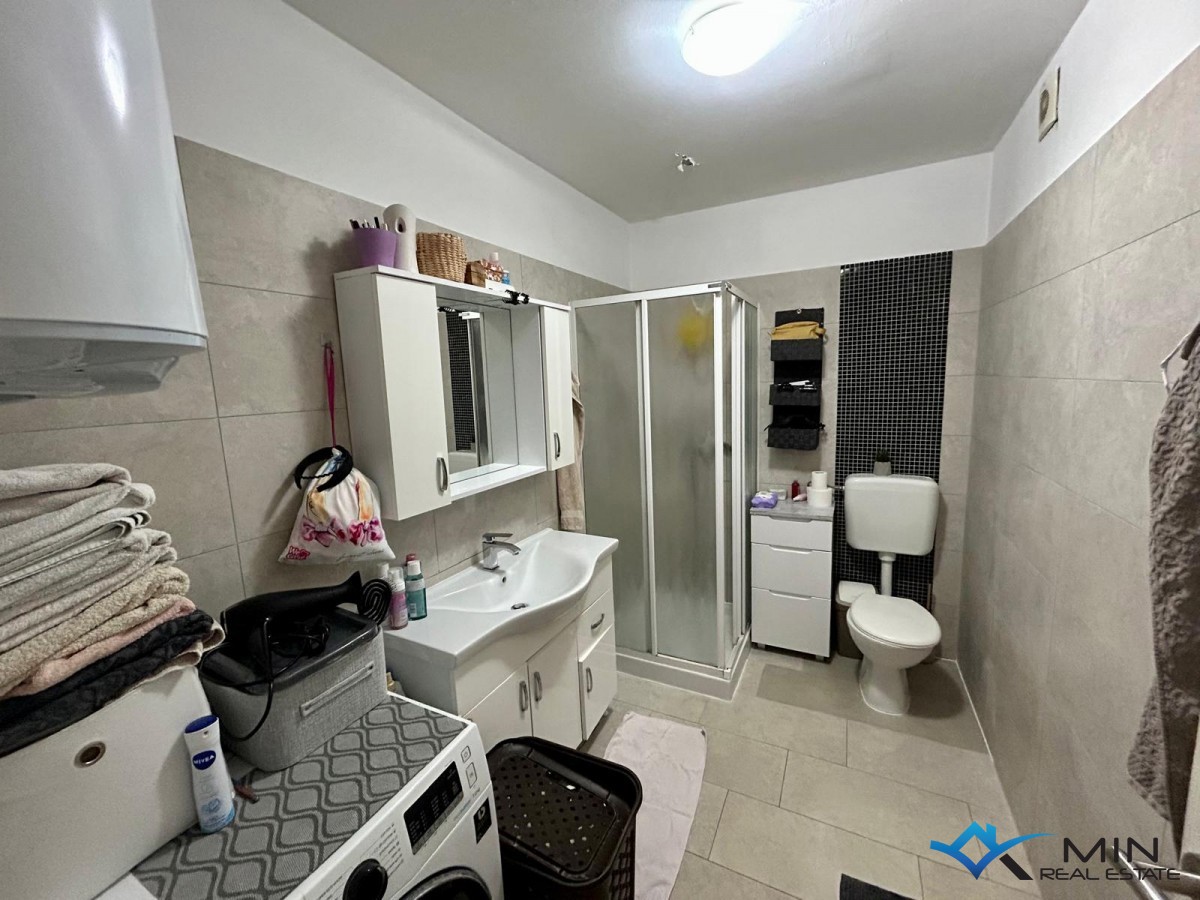 Stanovanje v 1. nadstropju v Novigradu