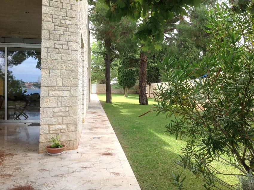 Vila ob Morju v Istri