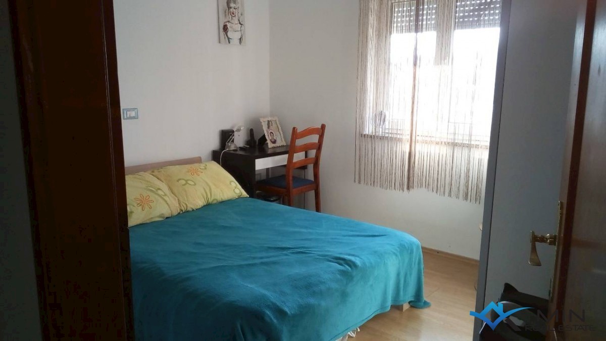 Stanovanje v pritličju + gradbena parcela - Novigrad