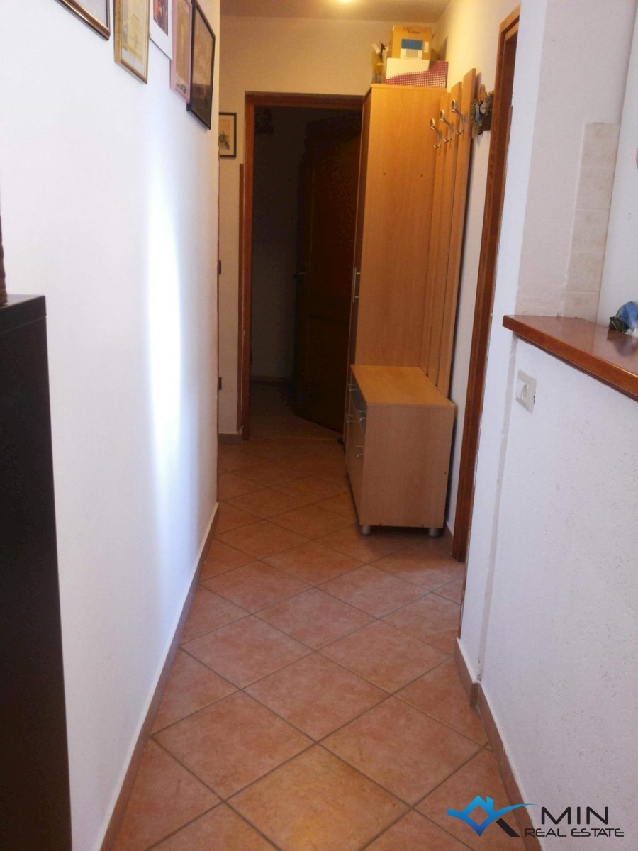 Stanovanje v pritličju + gradbena parcela - Novigrad