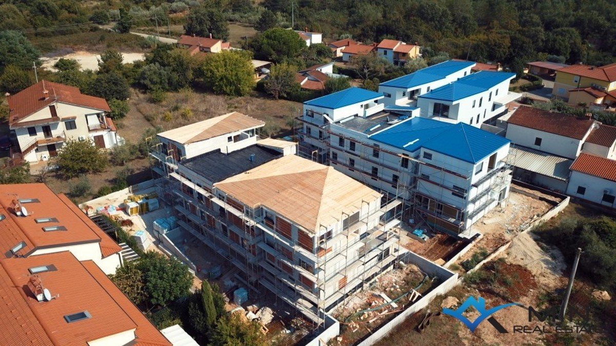 Moderno stanovanje z vrtom - Lovrečica (E1)