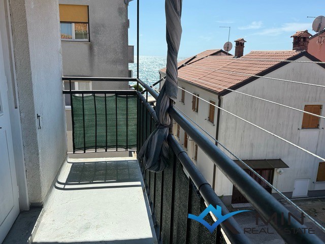 Apartma na odlični lokaciji s pogledom na morje - Novigrad