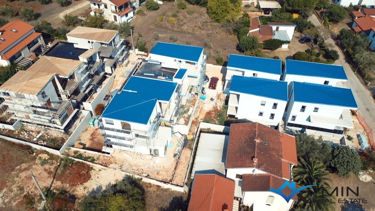 Moderno stanovanje v 2 etažah - Umag (C3)