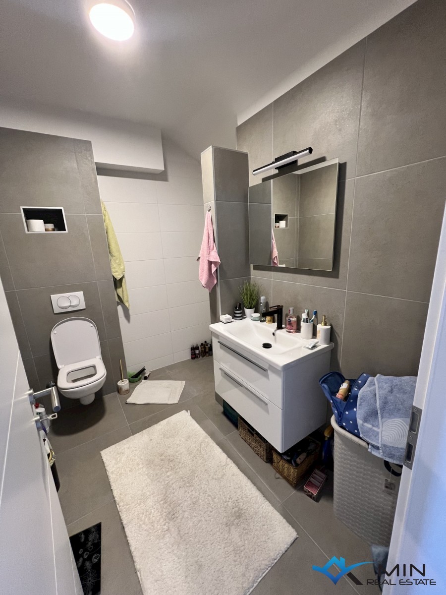 Moderno opremljeno stanovanje s pogledom na morje - Novigrad