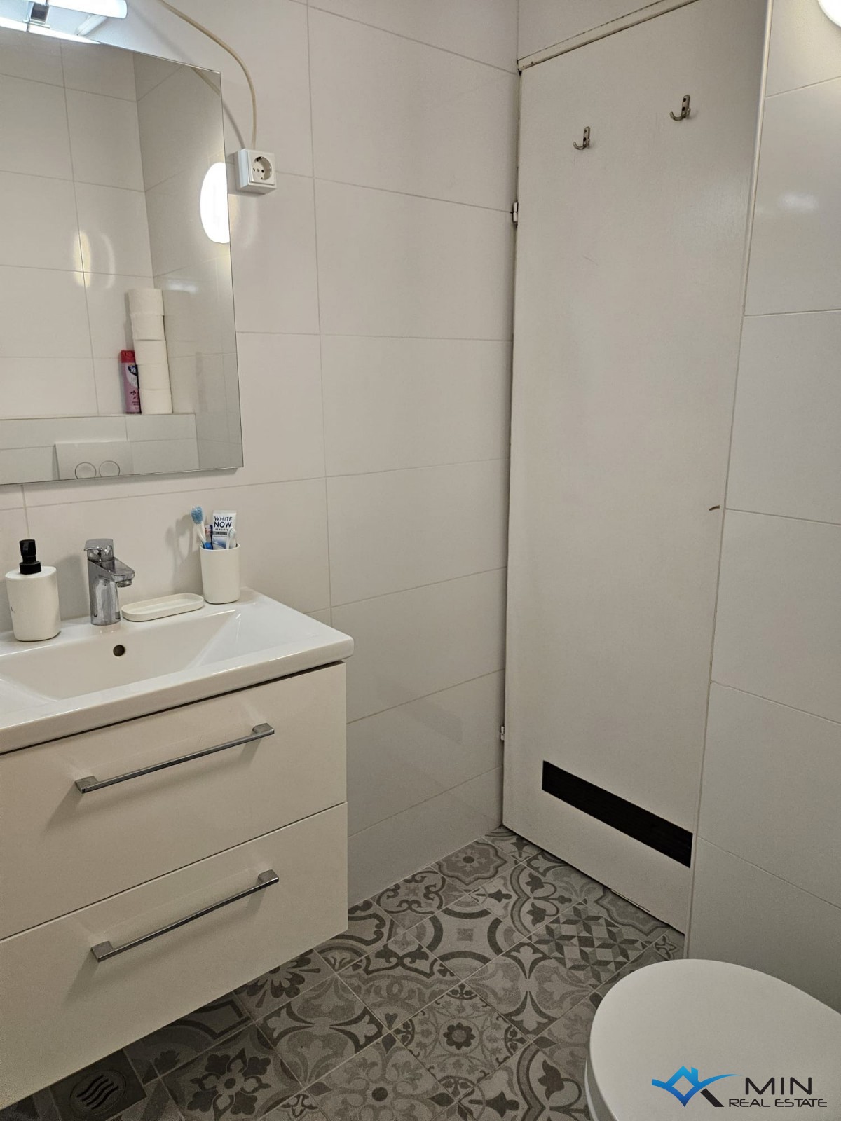 Apartma v centru 50 m od morja v Novigradu