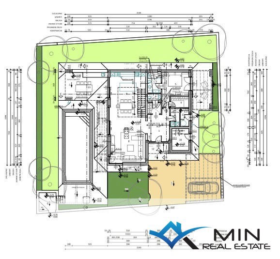 Luksuzna vila z bazenom 250 m od morja v Novigradu