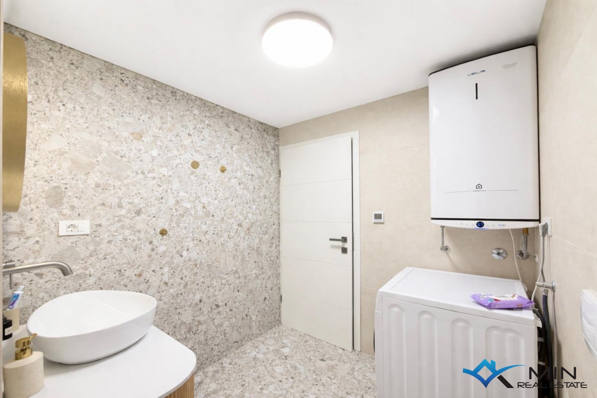 Lepo opremljeno stanovanje v Novigradu