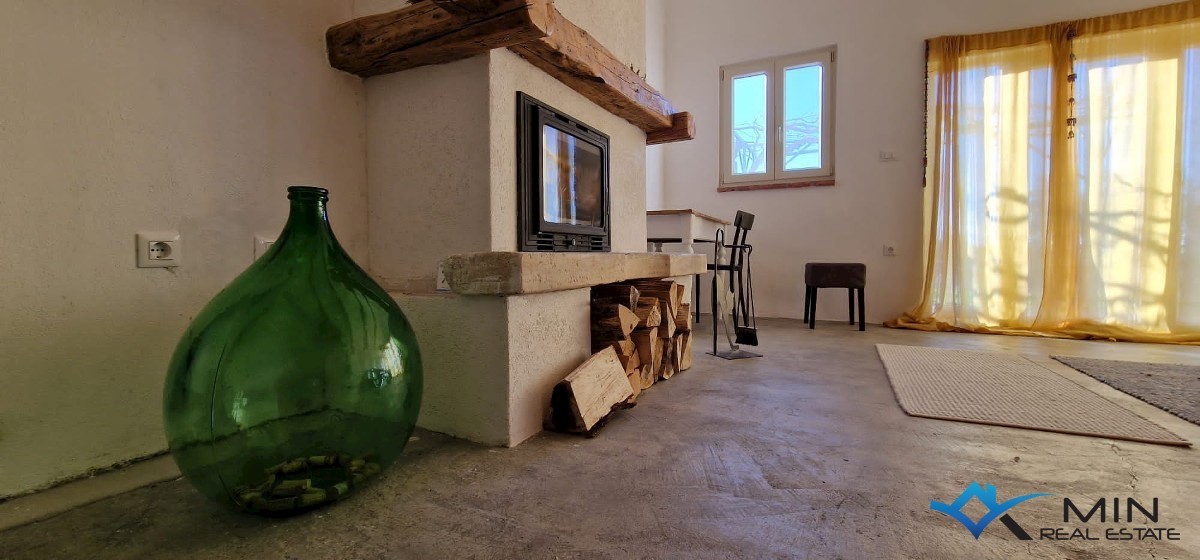 Hiša z velikim vrtom v okolici Umaga - Umag
