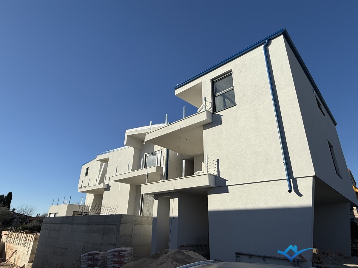 Apartma nedaleč od morja v Lovrečici (E3)