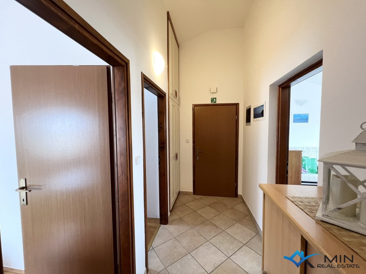 Apartma s čudovitim pogledom na morje v Novigradu