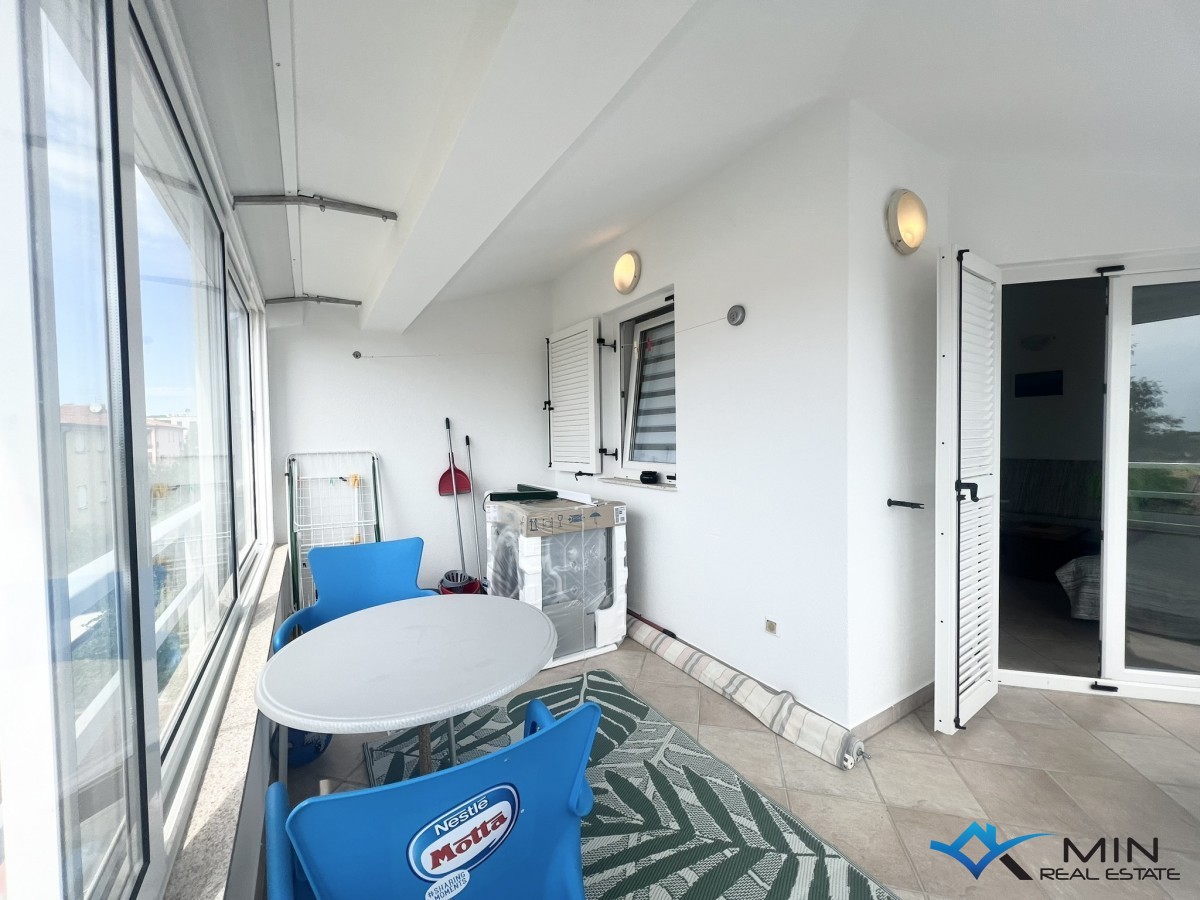 Apartma s čudovitim pogledom na morje v Novigradu