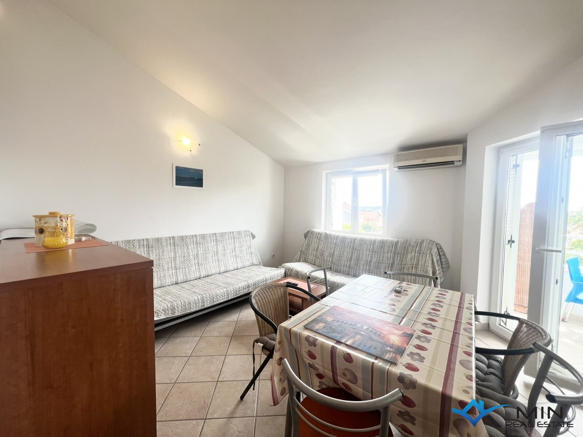 Apartma s čudovitim pogledom na morje v Novigradu