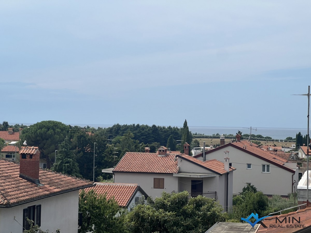 Apartma s čudovitim pogledom na morje v Novigradu