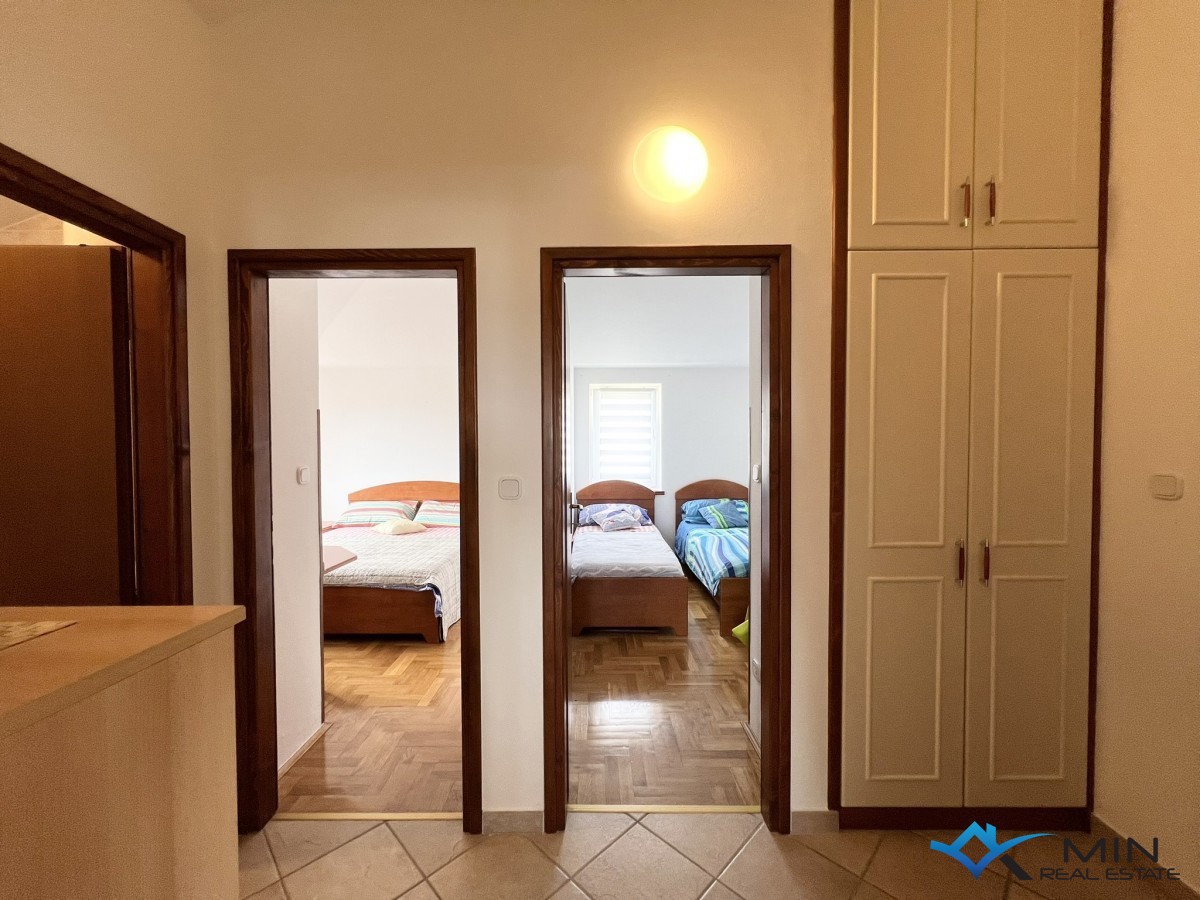 Apartma s čudovitim pogledom na morje v Novigradu