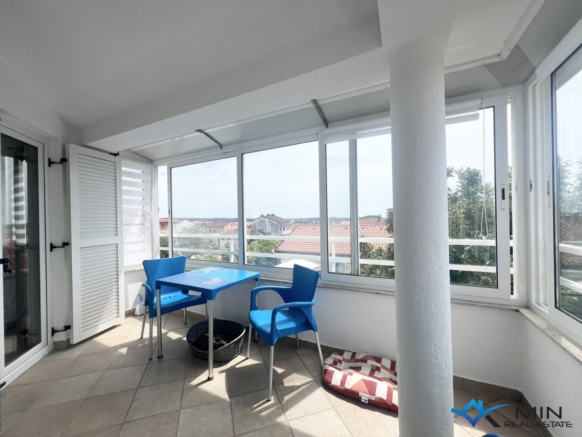 Apartma s čudovitim pogledom na morje v Novigradu