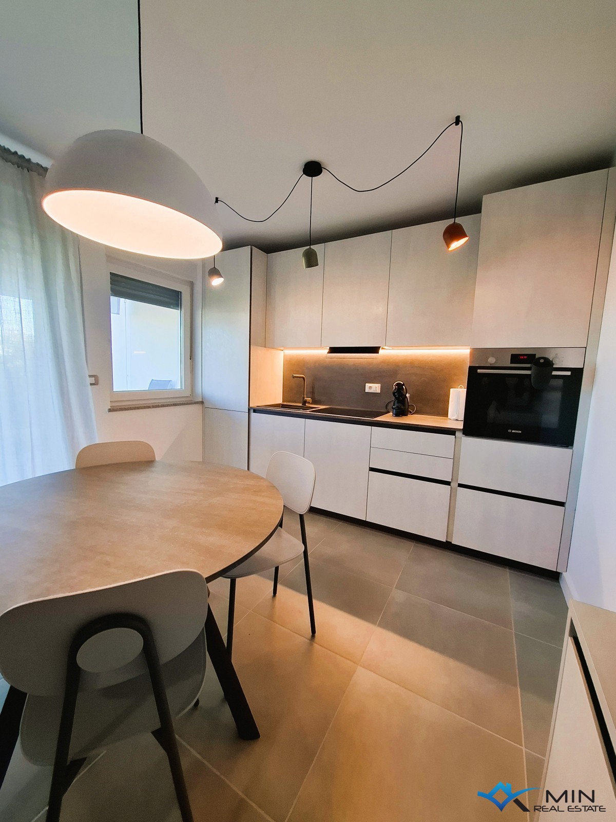 Apartma z vrtom, 1. vrsta do morja v Novigradu