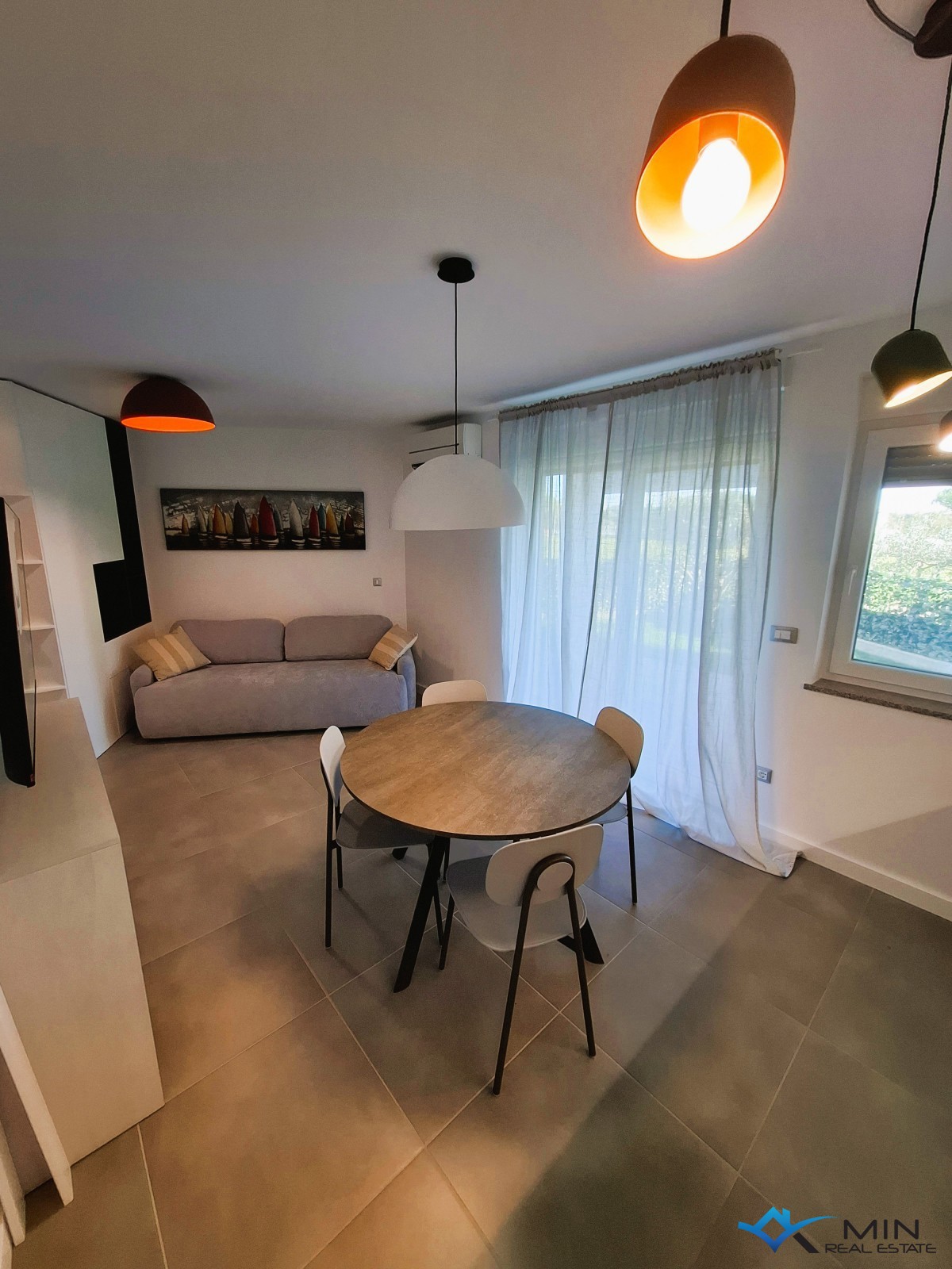 Apartma z vrtom, 1. vrsta do morja v Novigradu